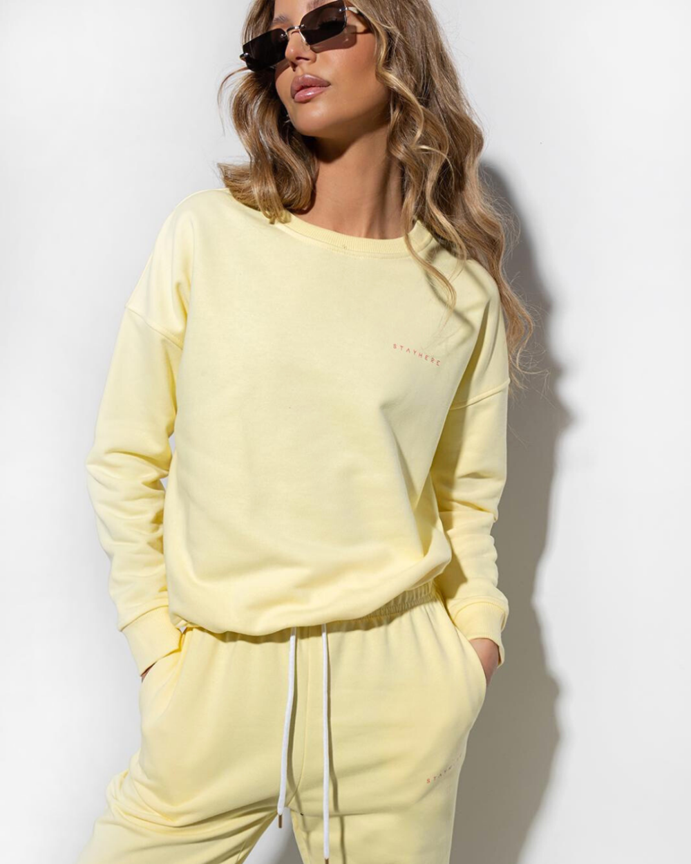 Bluza damska dresowa Classic- pastelowy żółty