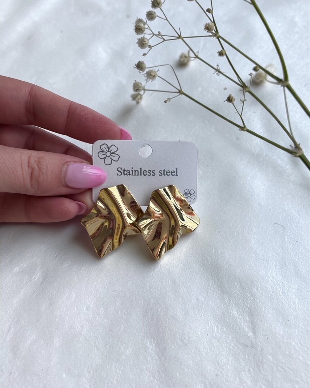 Eleganckie kolczyki ze stali- gniecione kwadraty