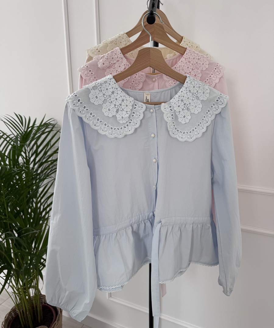 Koszula damska elegancka z ozdobnym kołnierzem- baby blue
